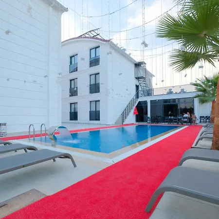 Black Royal Μπέλεκ