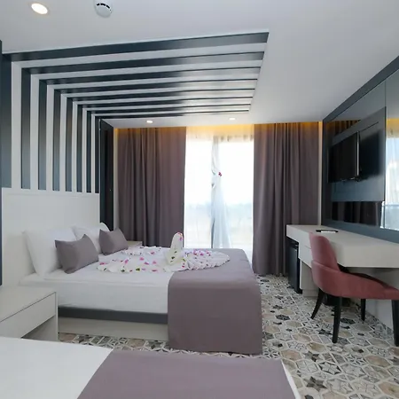 Black Royal 4* Μπέλεκ