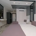Отель Black Royal